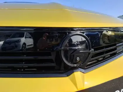 Photo 15 Opel Astra  Electrique 156 ch & Batterie 54 kWh