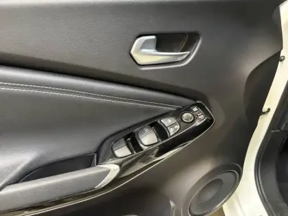 Photo 12 Nissan Juke  Hybrid 143