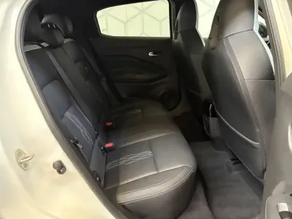 Photo 31 Nissan Juke  Hybrid 143