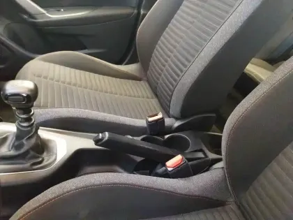 Photo 22 Peugeot 2008  BlueHDi 110 S&S BVM6