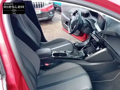 Photo 14 Peugeot 208  PureTech 100 S&S BVM6