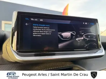 Photo 18 Peugeot 208  Hybrid 100 e-DCS6