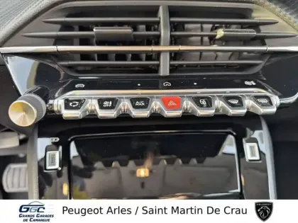 Photo 21 Peugeot 208  Hybrid 100 e-DCS6