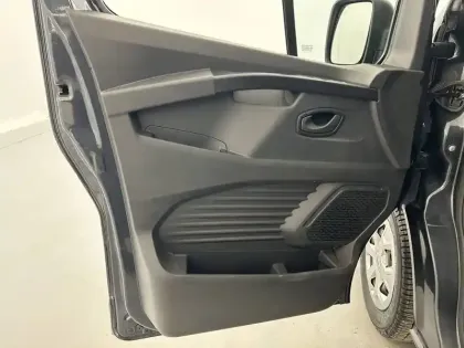 Photo 19 Renault Trafic  L2 dCi 150 Energy S&S