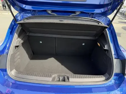 Photo 13 Renault Clio  E-Tech full hybrid 145 ch GSR2