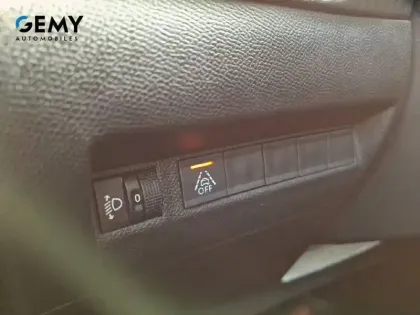 Photo 29 Peugeot 208 Gén. II Ph1 NG Like 5