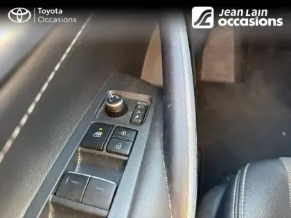 Photo 19 Toyota Corolla  Hybride 122h