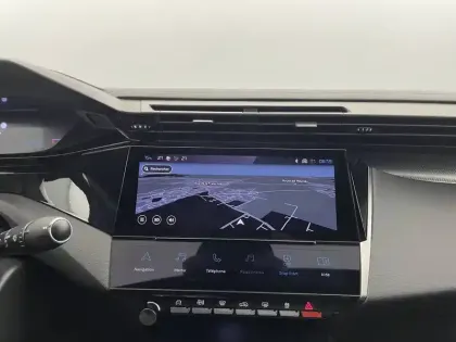 Photo 19 Peugeot 408  PureTech 130 ch S&S EAT8