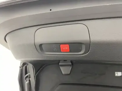 Photo 32 Peugeot 408  PureTech 130 ch S&S EAT8