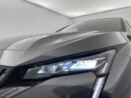 Photo 34 Peugeot 408  PureTech 130 ch S&S EAT8