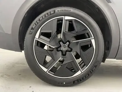 Photo 16 Peugeot 408  PureTech 130 ch S&S EAT8