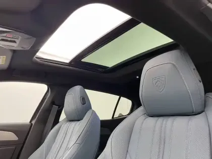 Photo 35 Peugeot 408  PureTech 130 ch S&S EAT8