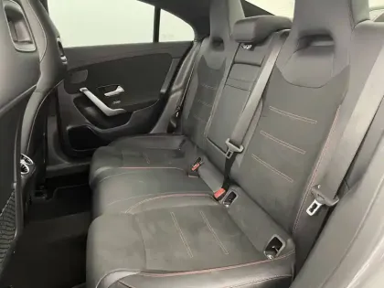 Photo 15 Mercedes CLA  Coupé 250 e Hybrid EQ 8G-DCT