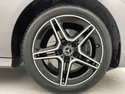 Photo 16 Mercedes CLA  Coupé 250 e Hybrid EQ 8G-DCT