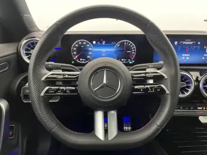 Photo 22 Mercedes CLA  Coupé 250 e Hybrid EQ 8G-DCT