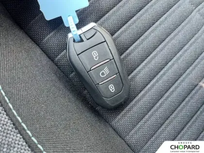 Photo 11 Peugeot 208  Electrique 50 kWh 136ch