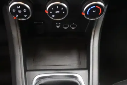 Photo 26 Renault Captur  TCe 100 GPL