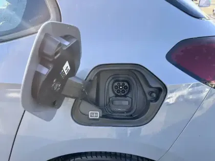 Photo 19 Opel Corsa  Electrique 136 ch & Batterie 50 kWh