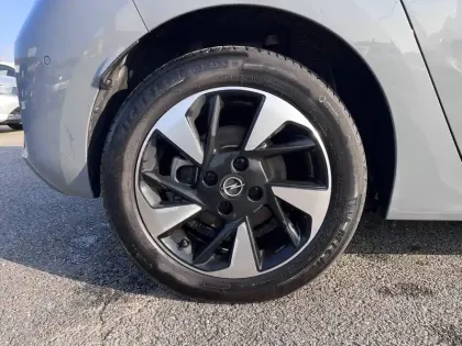 Photo 21 Opel Corsa  Electrique 136 ch & Batterie 50 kWh