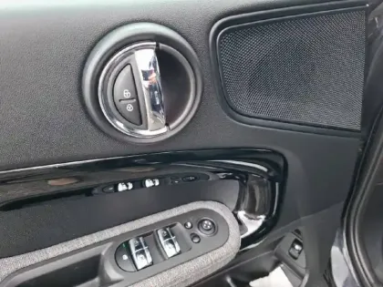 Photo 53 Mini Mini Countryman 125 - 95 ch ALL4 BVA6