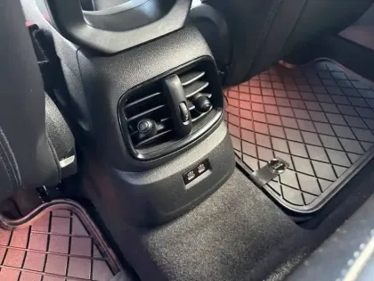 Photo 30 Mini Mini Countryman 125 - 95 ch ALL4 BVA6