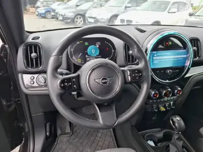 Photo 41 Mini Mini Countryman 125 - 95 ch ALL4 BVA6