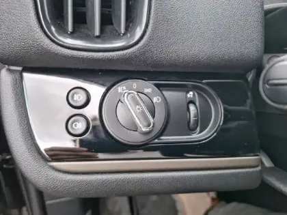 Photo 62 Mini Mini Countryman 125 - 95 ch ALL4 BVA6