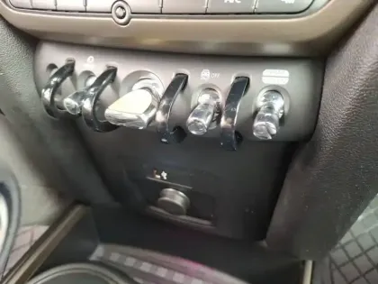 Photo 67 Mini Mini Countryman 125 - 95 ch ALL4 BVA6