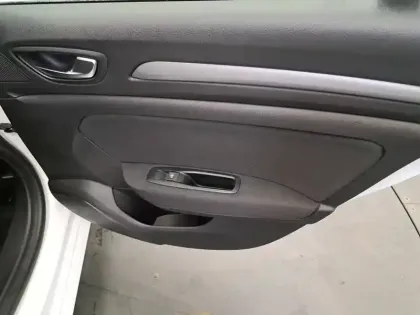 Photo 24 Renault Megane Mégane IV Estate Blue dCi 115 - 21N