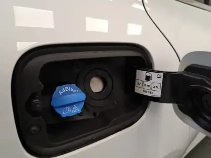 Photo 22 Renault Megane Mégane IV Estate Blue dCi 115 - 21N