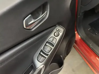 Photo 37 Nissan Juke  HYBRID 143