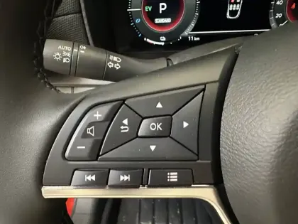 Photo 11 Nissan Juke  HYBRID 143