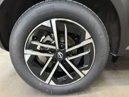 Photo 33 Nissan Juke  HYBRID 143