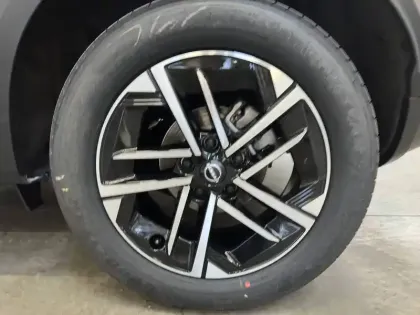 Photo 35 Nissan Juke  HYBRID 143