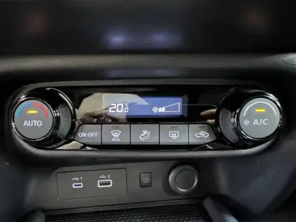 Photo 16 Nissan Juke  HYBRID 143