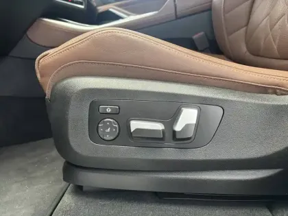 Photo 6 BMW X5  xDrive50e 489 ch BVA8