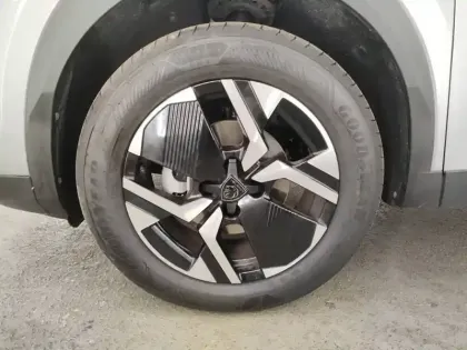 Photo 6 Peugeot 2008 Gén. II Ph2 Allure 5