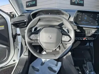 Photo 11 Peugeot 2008  PureTech 130 S&S EAT8 Allure