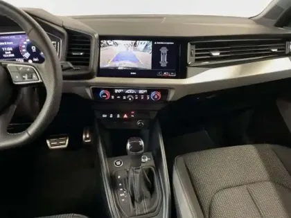 Photo 9 Audi A1 30 TFSI 116 ch S tronic 7 S line Plus