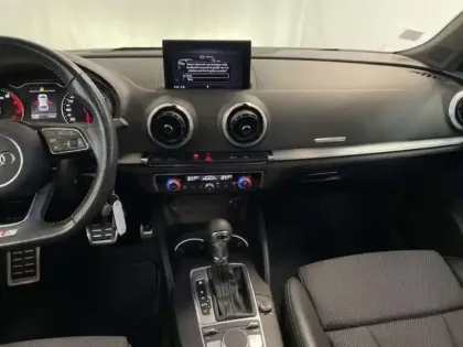 Photo 9 Audi A3 35 TFSI CoD 150 S tronic 7 S line