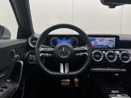 Photo 17 Mercedes Classe A Gén. IV (W177) Ph2 AMG Line 5