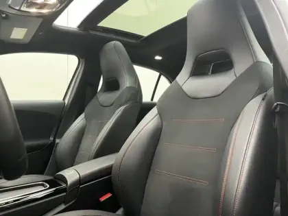 Photo 18 Mercedes Classe A Gén. IV (W177) Ph2 AMG Line 5