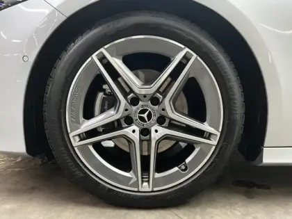 Photo 8 Mercedes Classe A Gén. IV (W177) Ph2 AMG Line 5