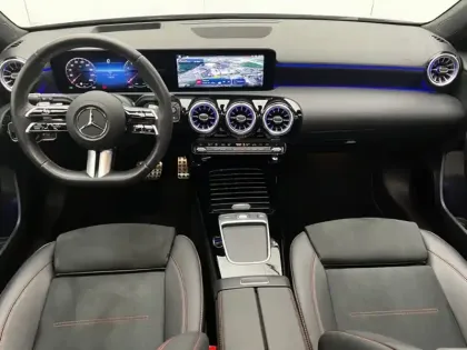 Photo 10 Mercedes Classe A Gén. IV (W177) Ph2 AMG Line 5