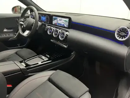 Photo 15 Mercedes Classe A Gén. IV (W177) Ph2 AMG Line 5