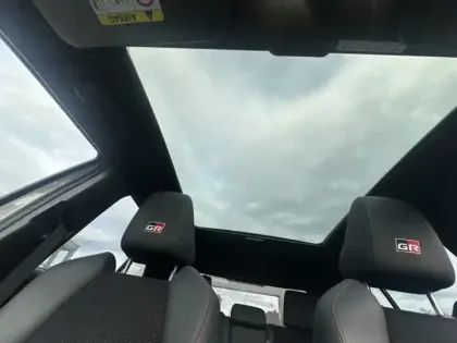 Photo 24 Toyota Yaris Hybride 130h Gr Sport