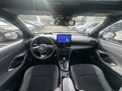 Photo 10 Toyota Yaris Hybride 130h Gr Sport