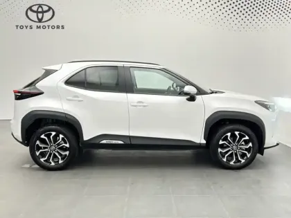 Photo 6 Toyota Yaris Hybride 1.5 HYBRID 130H DESIGN