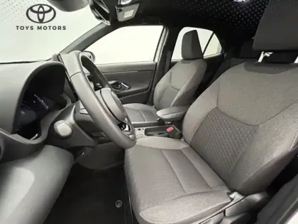 Photo 10 Toyota Yaris Hybride 1.5 HYBRID 130H DESIGN