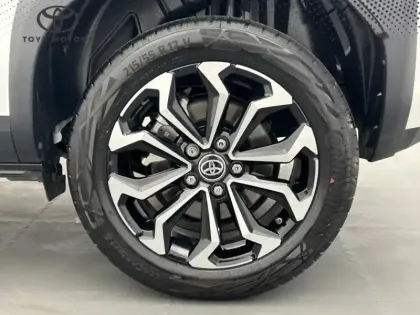 Photo 25 Toyota Yaris Hybride 1.5 HYBRID 130H DESIGN